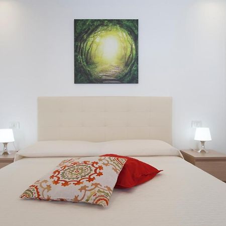 San Nicola B&B กาสเตลลัมมาเร ดิ สตาเบีย ภายนอก รูปภาพ