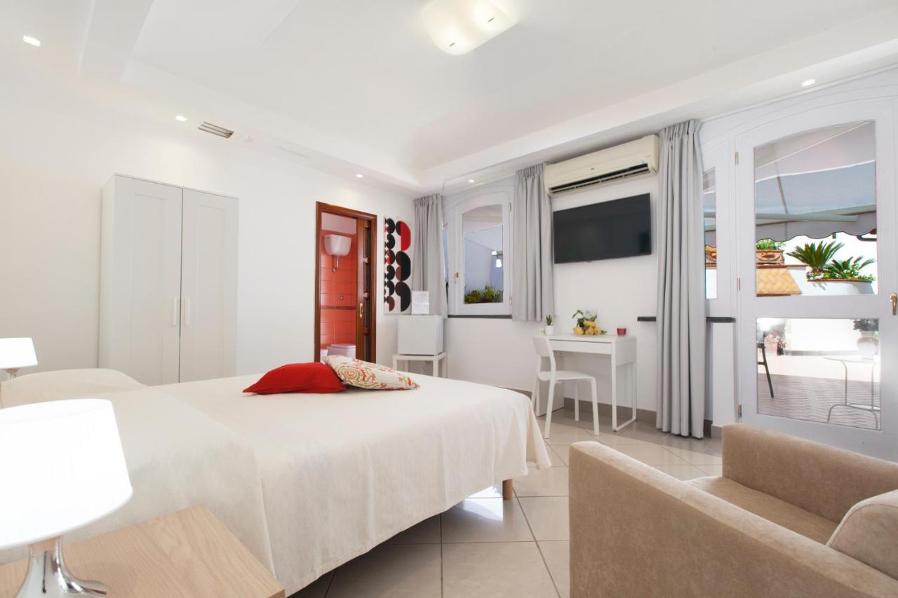 San Nicola B&B กาสเตลลัมมาเร ดิ สตาเบีย ภายนอก รูปภาพ